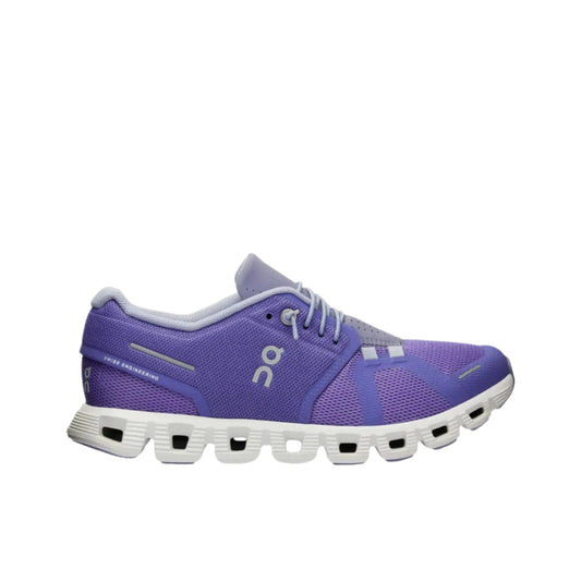 On Women's Cloud 5 lifestyle shoes in Blueberry & Feather
