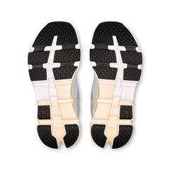 On Women's Cloud Flyer 5 running shoes in Arctic & Cream