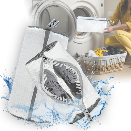 Sneaker Wash Bag in White